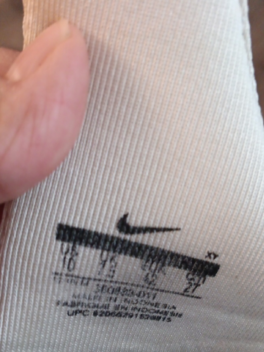 Nike Black and White Slide Sandals - Picture 7 of 7